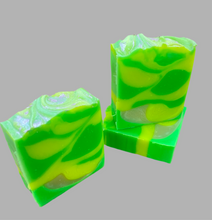 Load image into Gallery viewer, Coconut & Lemongrass